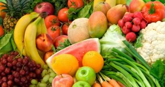 Researchers say eating more fruits and vegetables does not guarantee weight loss