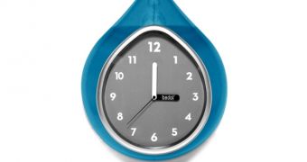 Company sells clock that runs on plain tap water