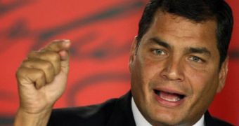 Ecuador’s President Says Snowden’s Fate Is in Russia’s Hands