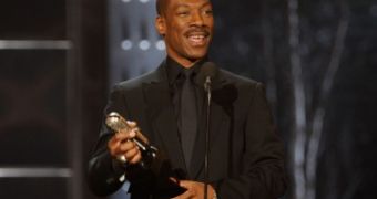 Eddie Murphy bows out as host of the Oscars 2012