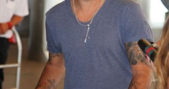 Eduardo Cruz got “Eva” tattooed on his arm for girlfriend Eva Longoria