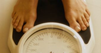 In order to stay in the weight-loss game, we must employ efficient strategies, experts say