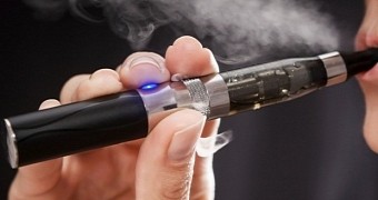 Electronic Cigarettes Mess With the Lungs Too, Study Finds