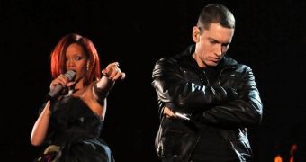 Eminem and Rihanna will be touring this summer their collaboration "Monster"