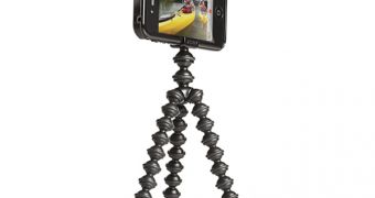 Enhance Your iPhone 4 Photo Skills with the New Joby Gorillamobile