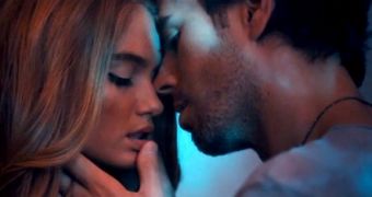 Enrique Iglesias Is Too Hot for His Shirt in “Finally Found You” Video