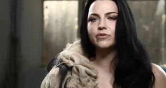 Evanescence 'My Heart Is Broken' – Official Video