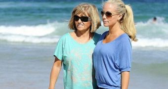 Kendra Wilkinson and her mother Patti, in far happier times