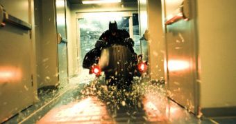 Everything Wrong with “The Dark Knight” in 4 Minutes or Less – Video
