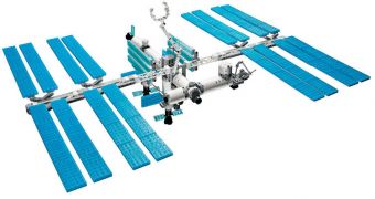 This is the LEGO version of the ISS that astronauts need to build in low-Earth orbit