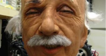 A hyper-realistic Einstein robot at the University of California, San Diego learned to smile and make facial expressions through a process of self-guided learning