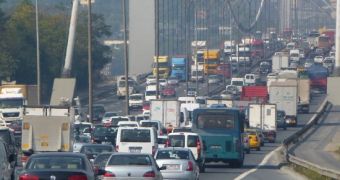 Proximity to heavy traffic ups heart disease risk, study finds