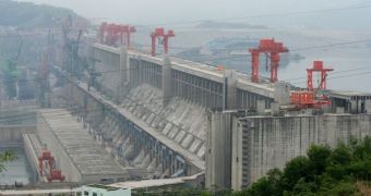 Photot showing Three Gorges Dam, the largest such structure in the world