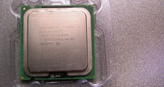 Fake Intel Core i7-990X processor using LGA 775 packaging