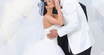 Family Insists Kris Humphries Wasn’t In on the Wedding Sham