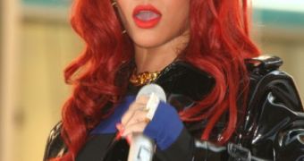 Fan gets close up and personal with Rihanna during live performance on The Today Show