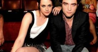 Photo of Pattinson and Stewart used by OK! Magazine, which is actually a composite