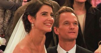 The creators of "How I Met Your Mother" give the ending another try on the DVD version