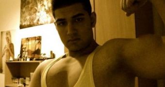 Fat-Burning Pills Kill 18-Year-Old Nicknamed Mr. Muscles