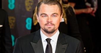 Leonardo DiCaprio has gained some weight, is being ridiculed for it online