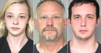 50-year-old Ronald Catt and his two children, 20-year-old son Hayden and 18-year-old daughter Abigail, have been arrested for several bank heists, in Texas and Oregon