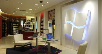 Feast your Eyes on the Windows 7 Upgrade for Saks