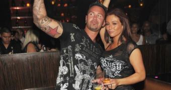 Roger Matthews knocks fiancée JWoww to the ground in violent brawl captured on “Jersey Shore” cameras