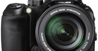 FinePix S100FS, Fujifilm's Truly Advanced Bridge Camera