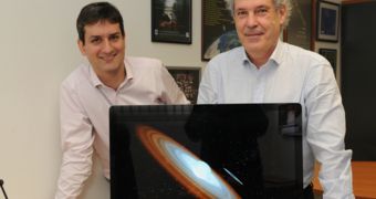 UB researchers Marc Ribó and Josep M. Paredes who have participated in the new research