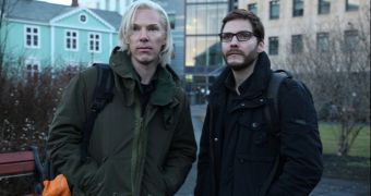 Benedict Cumberbatch and Daniel Brühl in first official pic for “The Fifth Estate”
