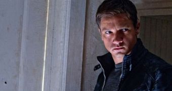 Jeremy Renner is Aaron Cross, leading man in “The Bourne Legacy”