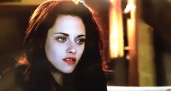 First Look at Kristen Stewart as Vampire Bella in “Breaking Dawn Part 2”