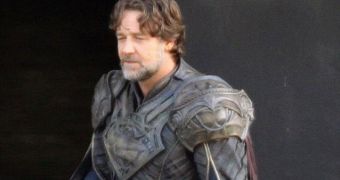 Russell Crowe as Jor-El on the set of "Superman: Man of Steel"