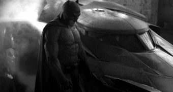 First official look at Batman in “Man of Steel” sequel, out in 2016
