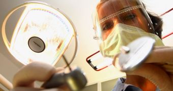 Florida Dentist Loses License over Addiction to Laughing Gas
