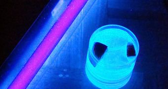 Fluorescent Light Could Kill MRSA