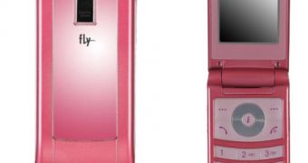 Fly Mobile Brings Cheap Pink Clamshell