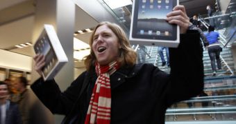 Folks Are Simply In Love with Their iPads, Study Shows