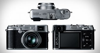Fujifilm FinePix X100 Digital Camera