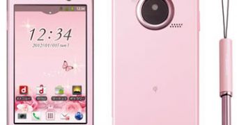 Fujitsu ARROWS Kiss F-03D Android Phone Is Here for the Ladies