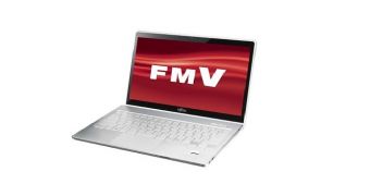 Fujitsu releases notebook with IGZO display
