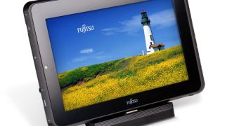 Fujitsu intros new tablet, only ships it in June