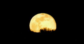 Full Moon Does Not Have an Influence on Our Psychological Condition, Scientists Reveal