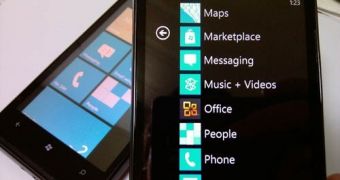 Full Specs of HTC HD7 Surface