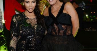 Kris Jenner and a pregnant Kim Kardashian ring in the New Year in Las Vegas