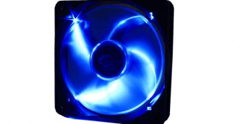 GELID introduces Nanoflux-bearing 120mm case fans with adjustable speeds and LED lighting