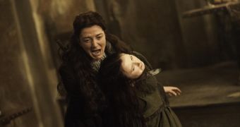 “Game of Thrones” Red Wedding Episode Breaks Hearts, Shocks
