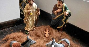 Gay nativity scene meant to raise awareness about gay marriage in Colombia