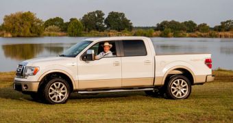George W. Bush's Ford Truck Sells for $300,000 (€225,000) at Auction
