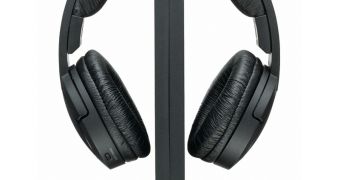The Sony MDR-RF865RK Wireless Headphones